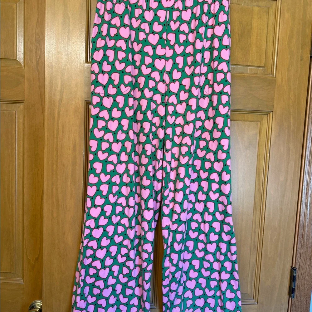 Women's Heart-Print Pajama Set - Pink Hearts on Green - Picture 4 of 9